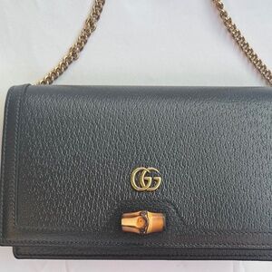 GUCCI 100% Authentic Mini-Bag W/S.G. Diana-BLACK Genuine leather w/Pigprint, NEW